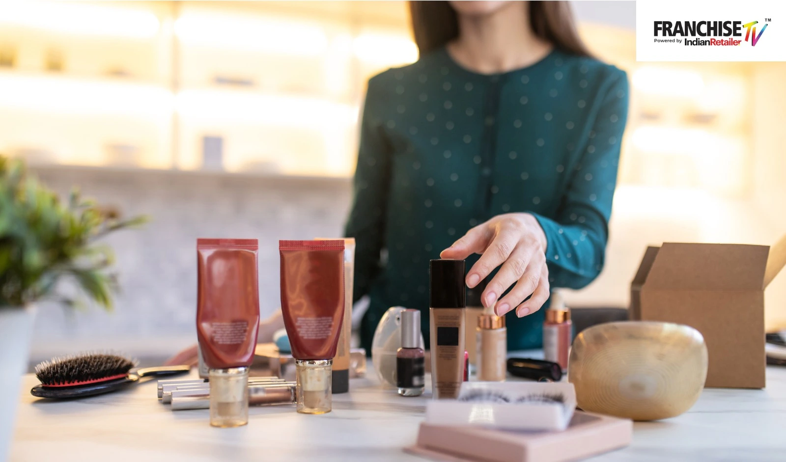 Top 7 Salon and Skincare Franchises Empowering Indian Women Entrepreneurs
