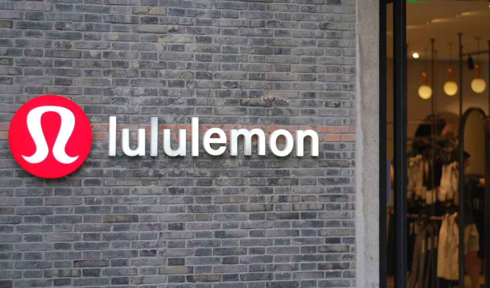 Lululemon Opens First Store in Greece, Plans Second Athens Location