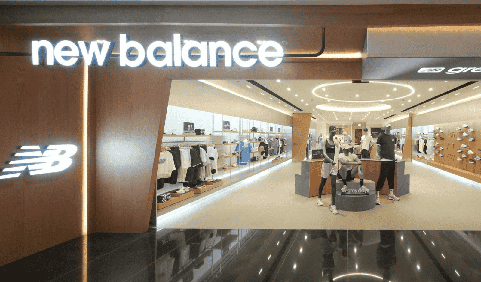 Franchise News: New Balance Launches First New Retail Concept Store in India at DLF Mall of India