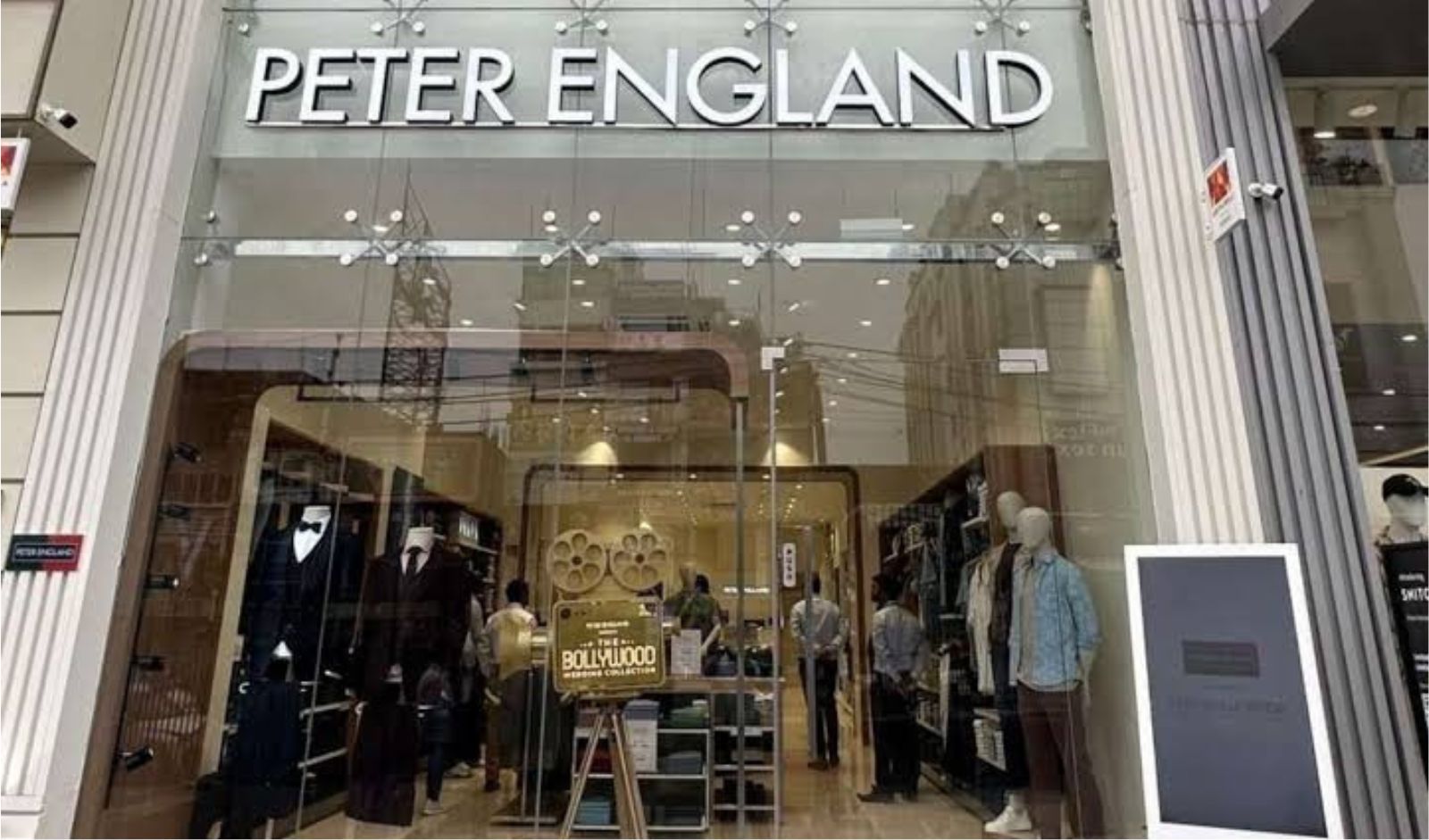 Peter England Launches VYBE- A Contemporary Menswear Sub-Brand