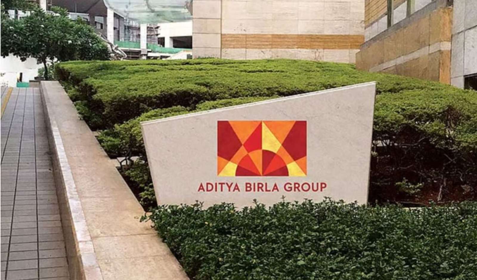 Aditya Birla Capital Plans 1,000 Gold Loan Branches in Three Years