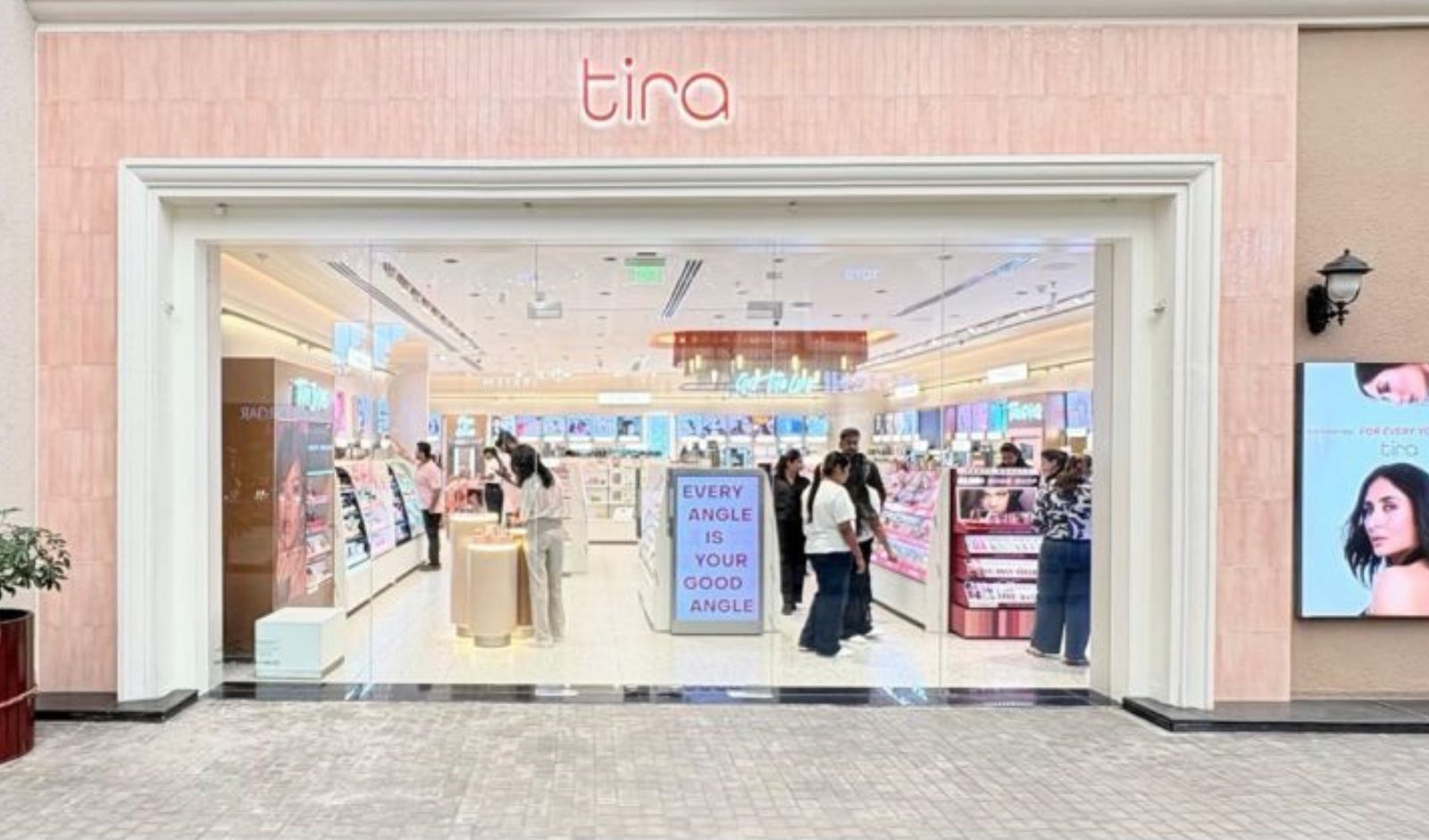 Tira Opens New Store in Raipur
