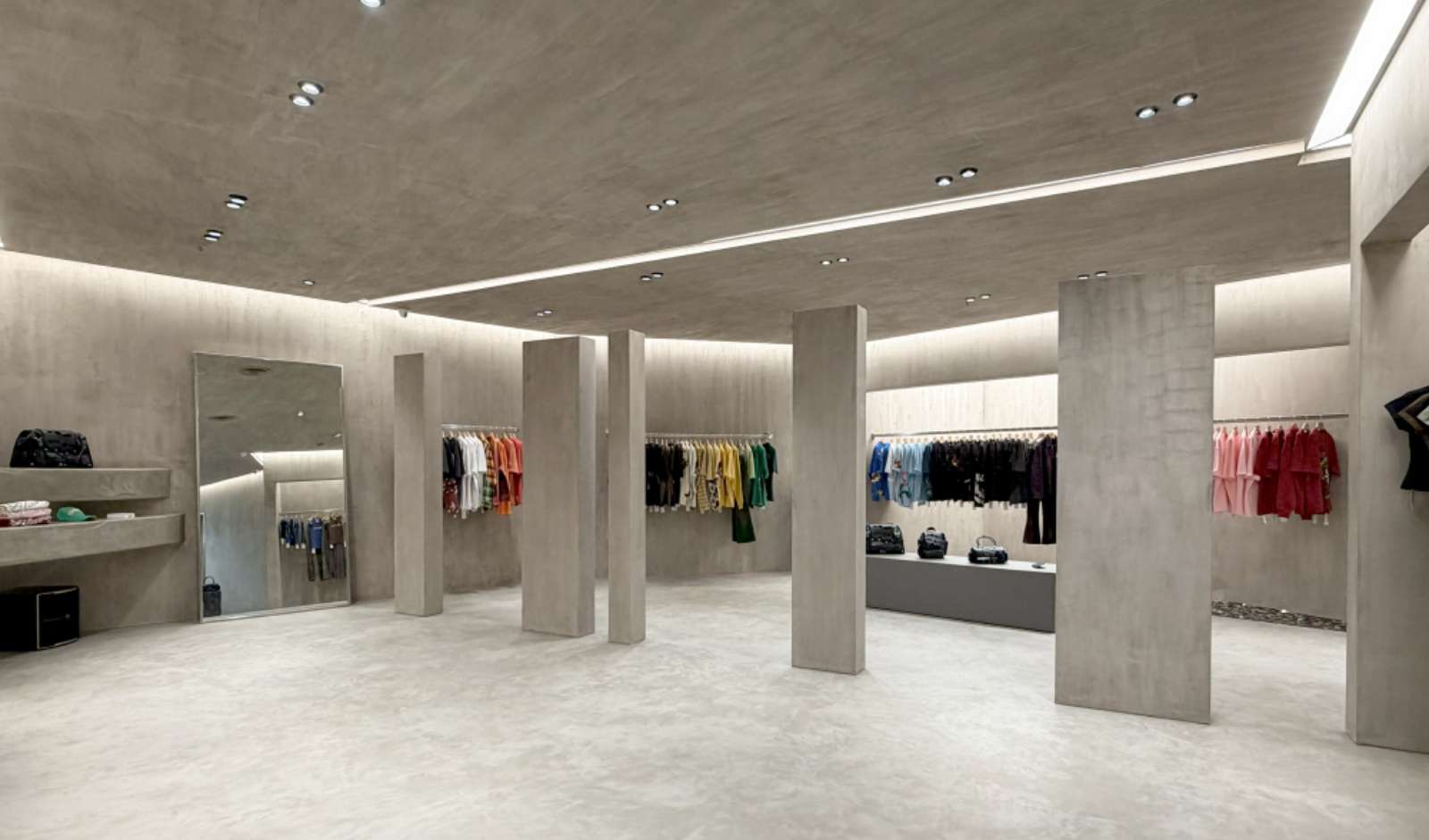 Franchise News: BLUORNG Expands Retail Presence in Mumbai