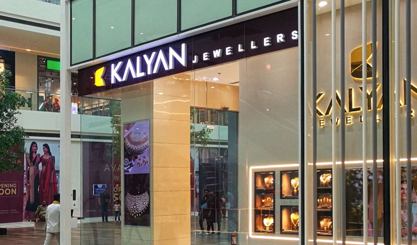 Franchise News: Kalyan and Candere Expand Offline Presence in Mulund
