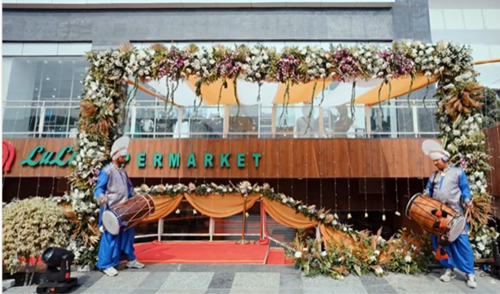 LuLu Hypermarket Opens New Store at Greater Noida