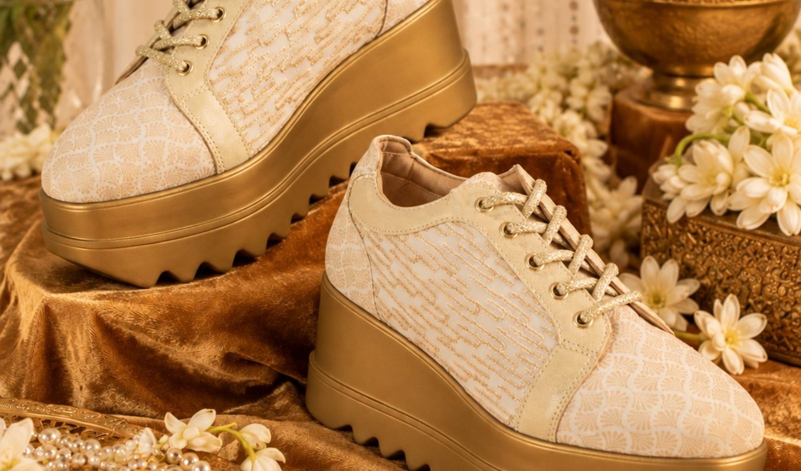World of Anaar Introduces Jutti Heels in Its New Wedding Season Collection