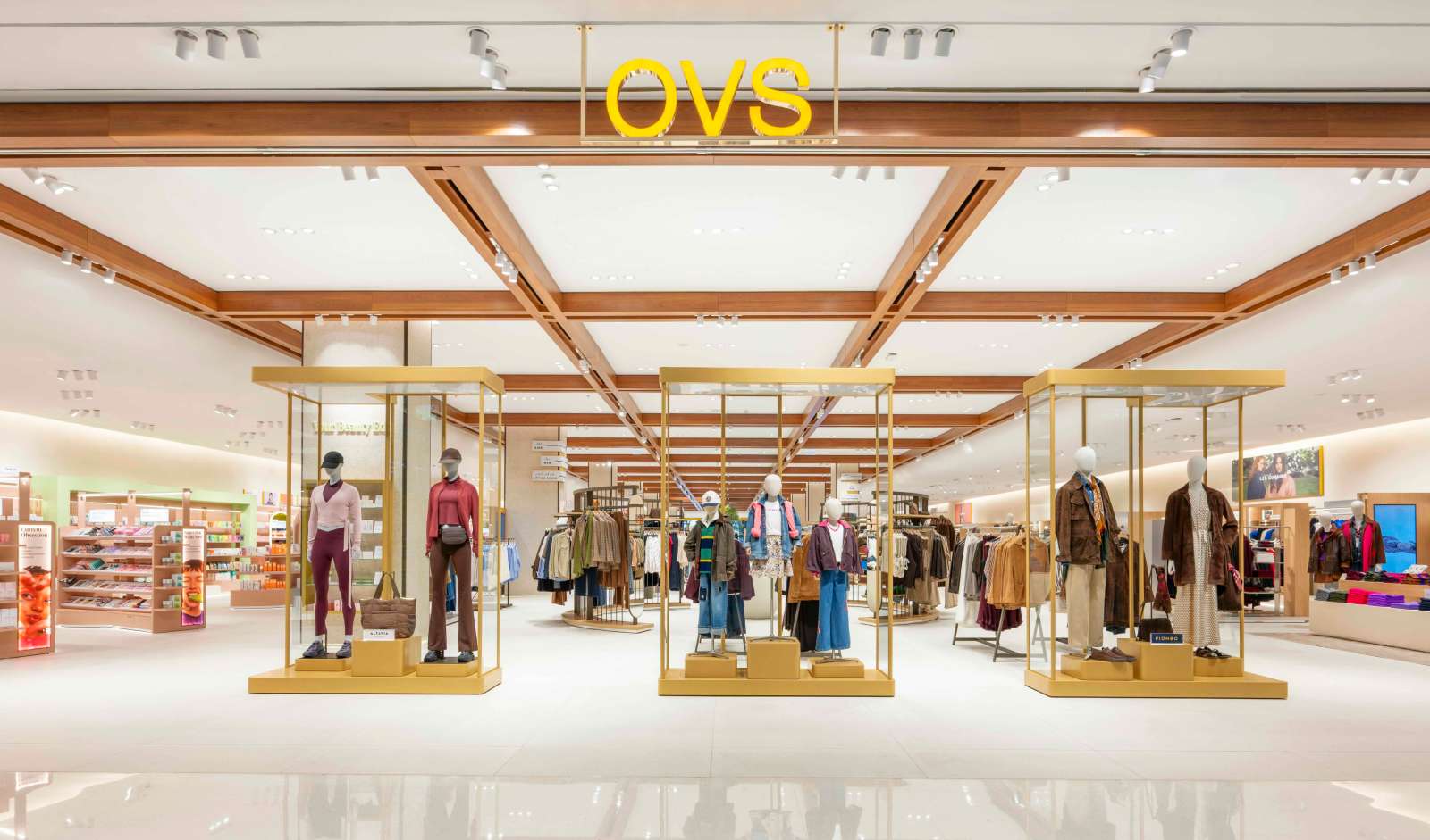 OVS Opens GCC Flagship Store at Dubai Mall