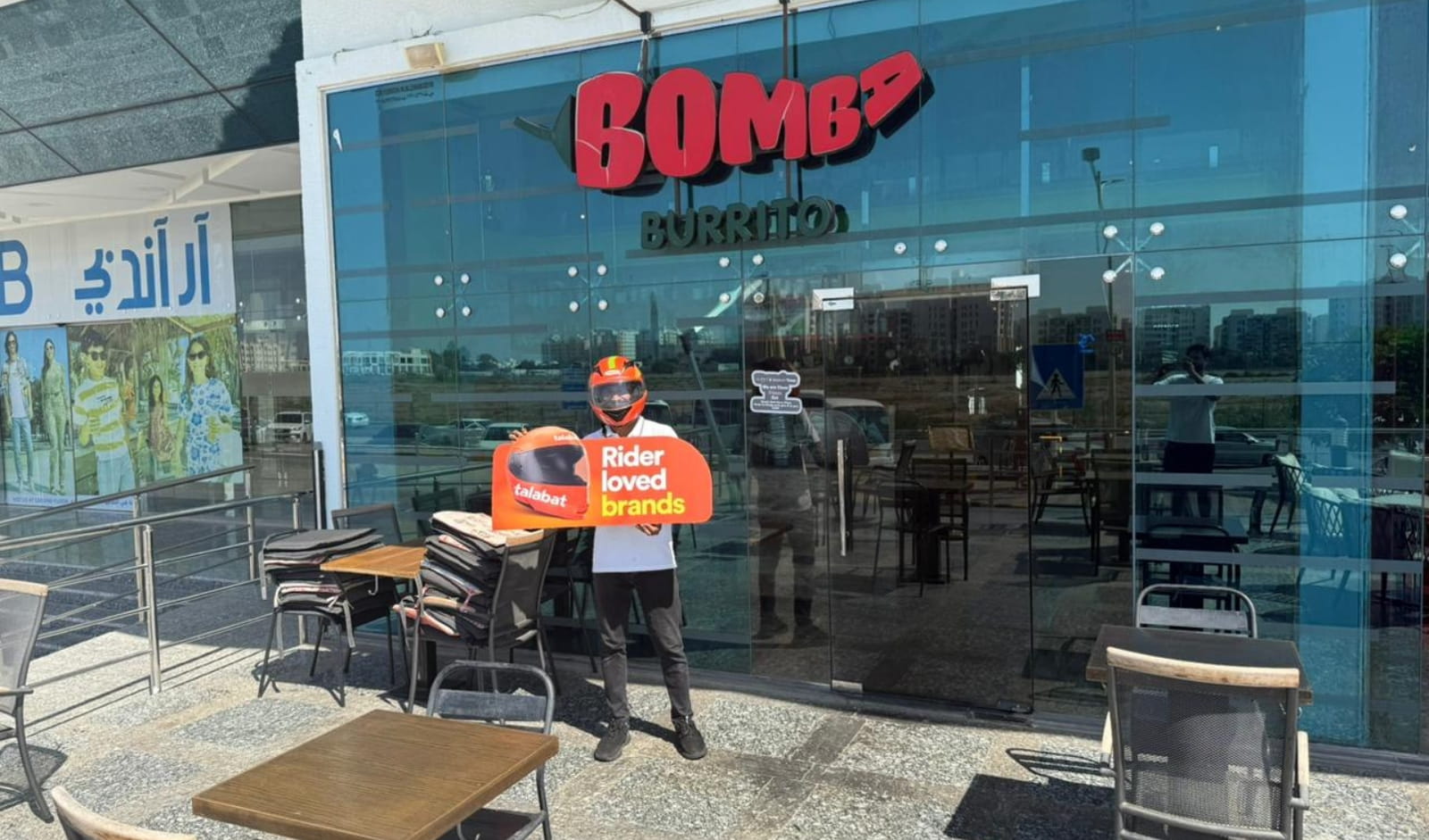 Bomba Burrito — Mexican Flavours Go Mainstream